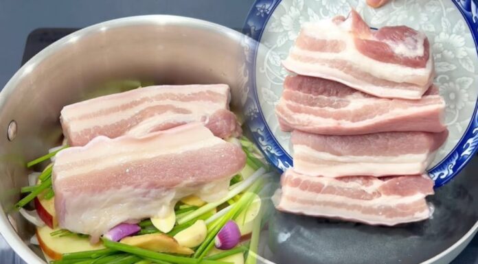 The Secret to Perfectly Tender and Flavorful Boiled Pork, Rid of All Impurities