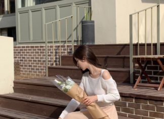 The Ultimate Guide to Figure-Flattering Shoes: 4 Flat Styles Every Woman Needs in Her Wardrobe