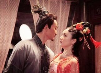 The Beauty-Obsessed Emperor: A Life of Indulgence and Passion.