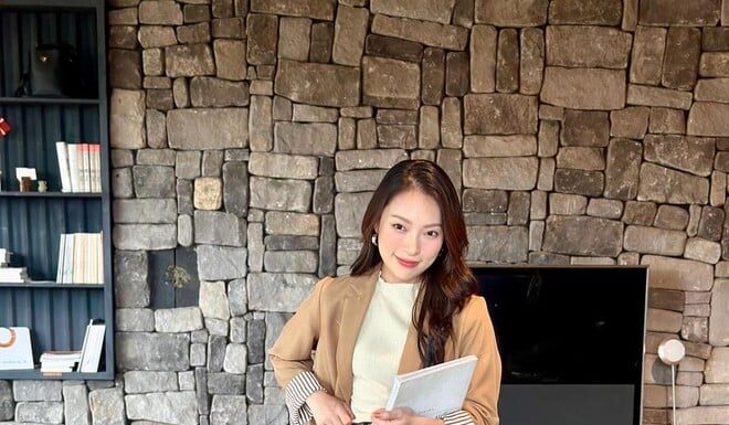 The Gen-Z Girl Next Door: Uncomplicated Style, Maximum Impact