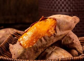 The Ultimate Guide to Roasting Sweet Potatoes: Crispy Skin, Oozing Honey-Like Center, and an Aroma to Die For