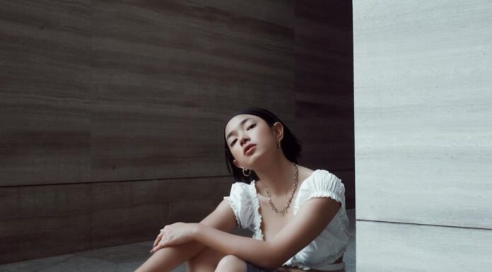 5 Fashion-Forward Tips for Styling Socks Like a Pro This Chill Season