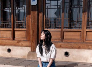 The Supporting Actress: Uncovering Her Off-Screen Style Sensibilities