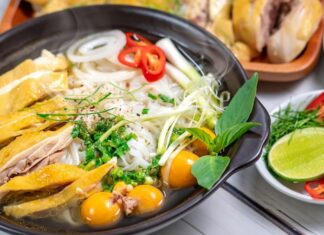 The Ultimate Guide to Making Delicious Chicken Pho at Home: A Taste You’ll Never Forget