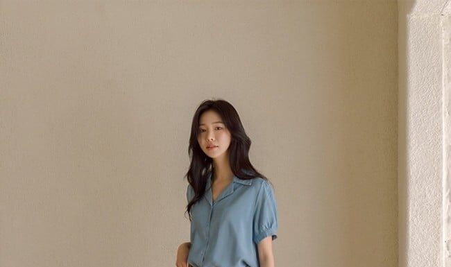 The Ultimate Style Guide: 1001 Ways to Rock Baggy Jeans and Fake a Taller Frame