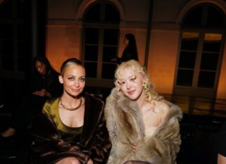 The Ultimate Guide to Autumn/Winter 2024’s Hottest Tights Trends: BLACKPINK-Approved Styles