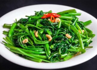 The Secret to Perfect Water Spinach Stir-Fry: The One Ingredient That Makes All the Difference