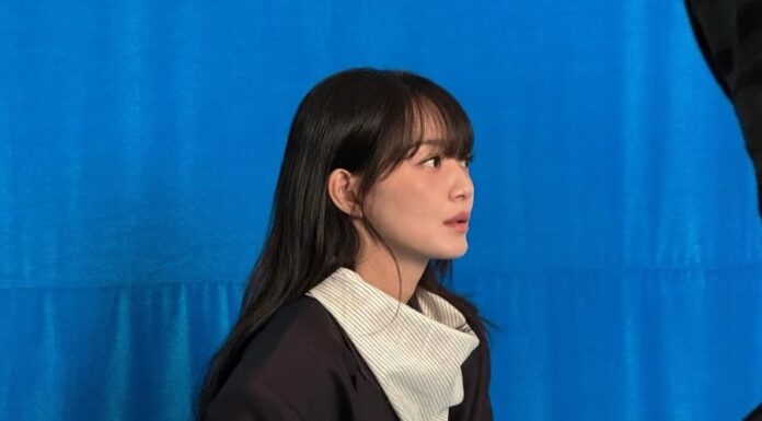 The Timeless Beauty: A Simple and Sophisticated Style Icon