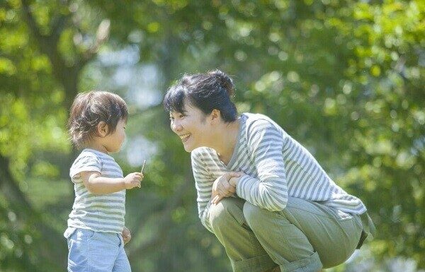 The Early Bird Gets the Worm: 3 Simple Steps to Give Your Child a Head Start with Bright Eyes, Height Advantage, and Superior Intelligence