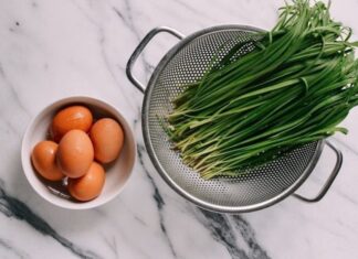 The Ultimate Egg-cellent Leaf: A Japanese Secret to a Tastier Breakfast