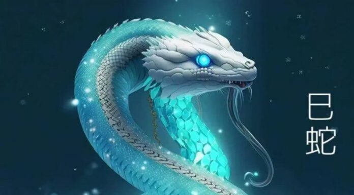 The Night of the 15th Full Moon: Fortunes for the Three Lucks, Head East for Gold, West for Silver