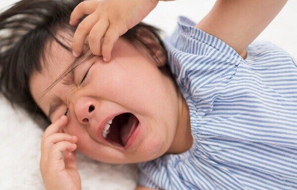 5 Warning Signs Your Child is Crying Out for Love and Attention