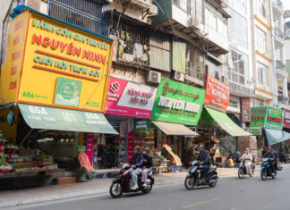 The Many Streets of Hanoi with Their Dozens of Same-Named Shops