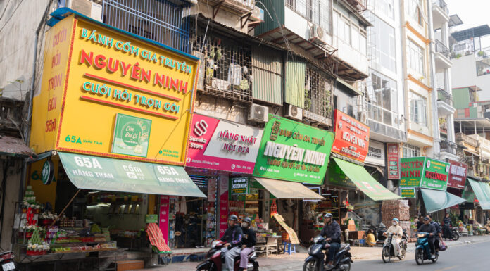The Many Streets of Hanoi with Their Dozens of Same-Named Shops