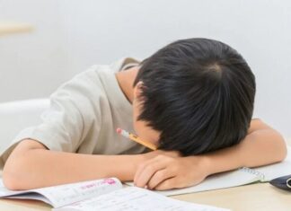 3 Daily Habits That Are Making Your Child Less Intelligent: A Wake-up Call for Parents