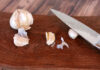 The Ultimate Guide: 4 Super-Fast Ways to Peel Garlic Without the Stink