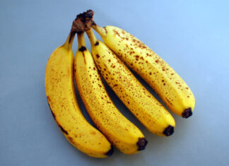 The Ultimate Guide to Choosing Fruits for the Lunar Month-End Offering: 5 Things to Avoid for a Prosperous and Lucky New Year