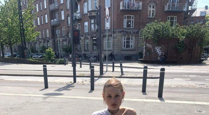 The Wireless Sneaker Trend: Why Fashion Enthusiasts Are Going Wild.