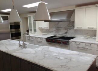 The Ultimate Guide to Items You Should Never Clean with Vinegar