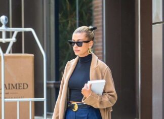 6 Chic Ways to Style a Turtleneck: A Week’s Worth of Outfits for Work and Play