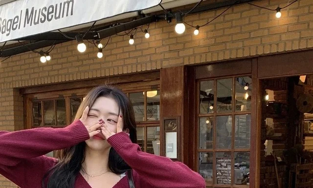 The Ultimate Guide to Red: A Lucky Charm in Your Wardrobe