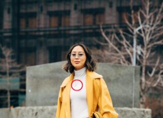 The Secret to Looking Younger: 3 Accessories for Women in Their 30s Returning Home for Tet