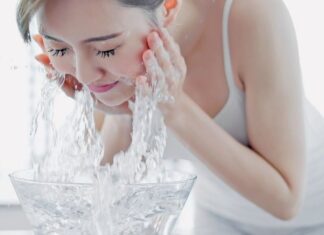 Is Warm or Cold Water Better for Your Skin?