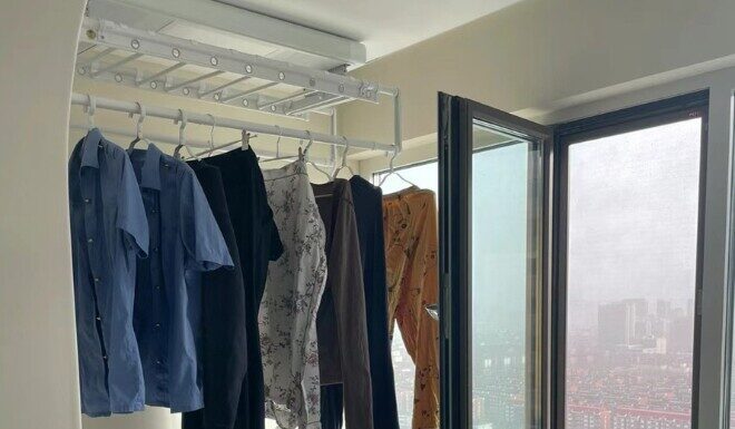 The Ultimate Guide to Drying Your Clothes: 4 Alternatives to Balcony Clotheslines