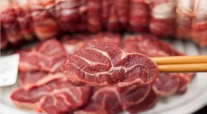 “The Ultimate Guide to Choosing Fresh, Juicy Beef: Avoid the Pork-Dye Pitfall”