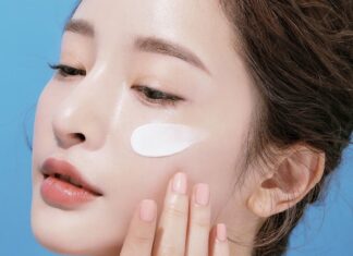 The Ultimate Guide to Essential Makeup Must-Haves for an Everlasting Glow