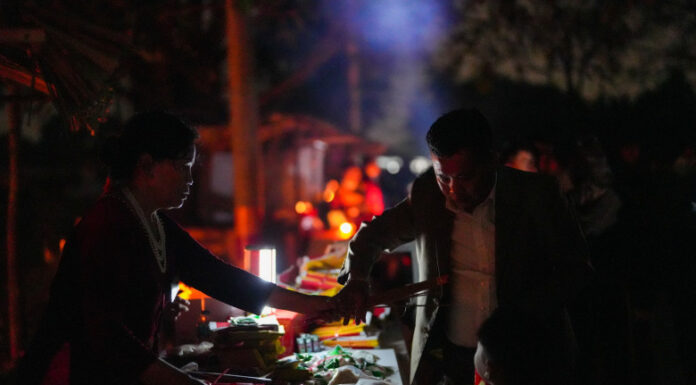 Unveiling the Mystical Night Market of Bac Ninh, the Spiritual Hub of Kinh Bac