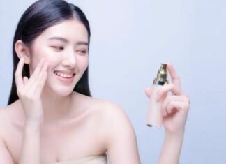 The Ultimate Guide to Choosing the Perfect Facial Mist for Your Skin Type