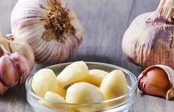 The Surprising Health Benefits of Garlic: Boosting Immunity and Beyond