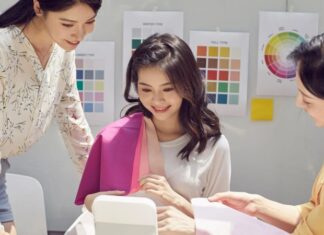 The Ultimate Guide to Finding Your Perfect Tinted Lipstick: Mastering the Art of Personal Color