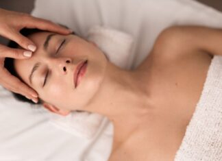 6 Ways to “Iron Out” Wrinkles for Healthier-Looking Skin