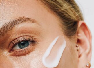 The Skin Concerns of New Mothers: 3 Common Post-Partum Skin Issues and Simple Solutions