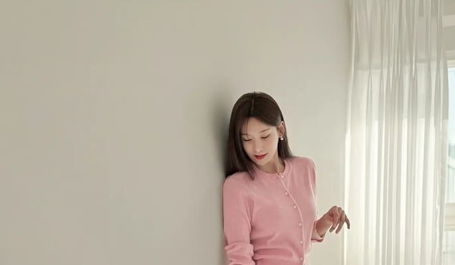 “The Ultimate Guide to Looking Chic: Pairing Long Skirts with the Perfect Shoes”