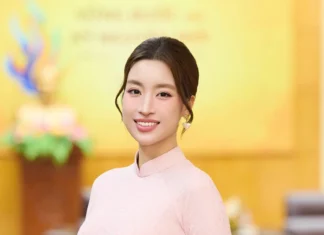 The Heiress: A Fashionable Legacy with a Modern Twist