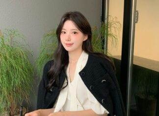 The Perfect Combo: A Chic and Flirty Take on the Classic Shirt and Bow-Tie Look