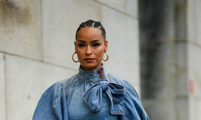 The Ultimate Guide to Denim Styling: 4 Timeless Outfit Formulas That Never Go Out of Style