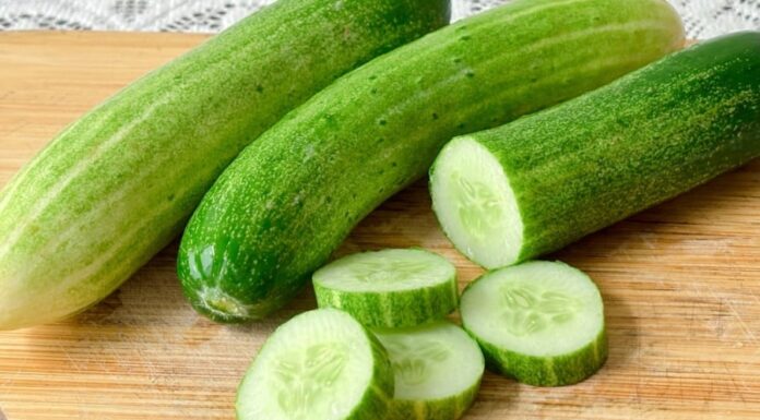 The Ultimate Summer Appetizer: Cucumber Salad with a Crunch