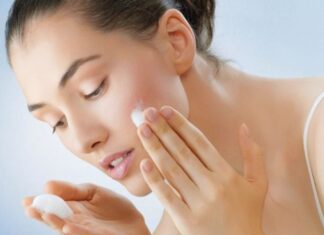 The Ultimate Guide to Flawless Skin: 5 Steps to Achieving the Coveted “Glass Skin”