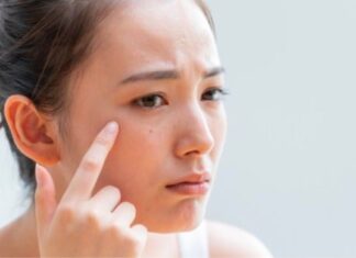 4 Bad Habits That Are “Destroying” Your Skin