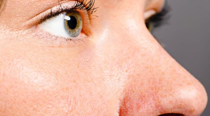 6 “Life-Saving” Tips to Minimize Large Pores and Achieve a Flawless, Healthy Complexion