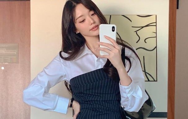 The Ultimate Guide to Show-Stopping Ensembles: 10 Jaw-Dropping Outfits to Make Her Shine on Special Occasions