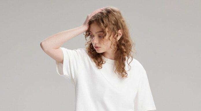 The Ultimate Summer Wardrobe: 5 Minimalist Pieces to Make You Shine