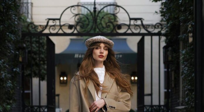 The Ultimate Guide: 5 Wardrobe Essentials for Women Over 40 to Channel French Style