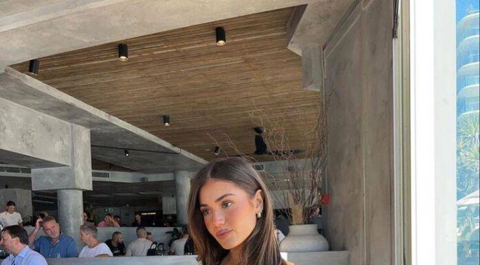 10 Stunning Outfit Ideas for a Night Out: From Sultry to Chic to Fun