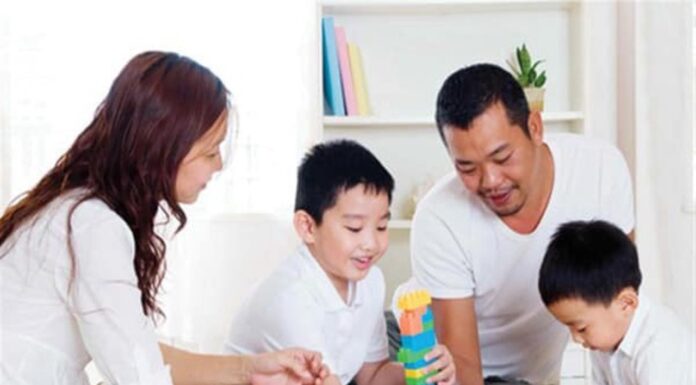 5 Timeless Parenting Lessons Every Mom and Dad Should Know