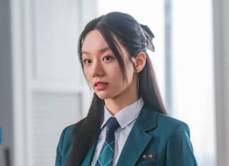 The Ultimate Guide to Youthful Style: Lee Hyeri’s School Fashion